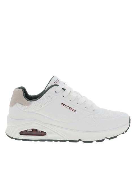 Baskets running blanches...