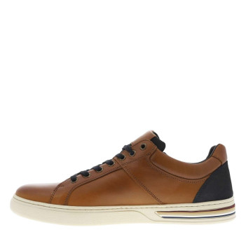 Sneakers en cuir camels avec des détails noirs et un zip à semelle plate