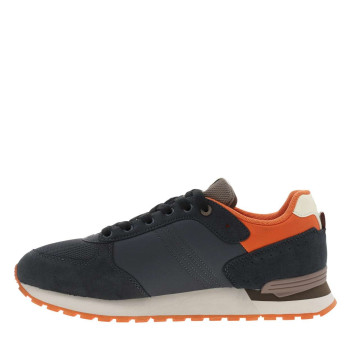 Baskets running en cuir nubuck grises à semelle à talon plat et à lacets