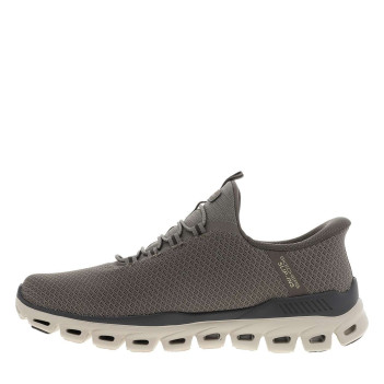 Baskets running brunes avec une semelle plate et une fermeture slip-on