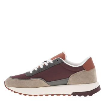 Baskets running en cuir multicolores avec des empiècements en cuir nubuck