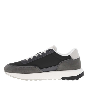 Baskets running en cuir grises avec des empiècements en cuir nubuck