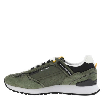 Baskets running kaki en cuir avec un talon plat et des lacets