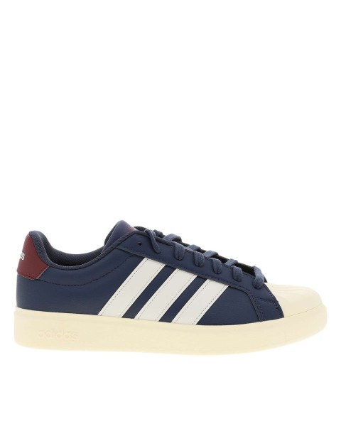 Baskets bleues avec un...
