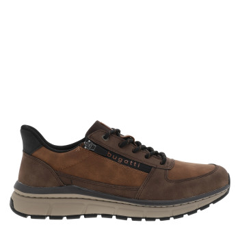 Sneakers marron à talon plat pourvues d'une semelle à forme texturée